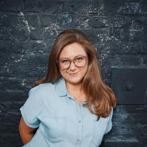 Ali Clayton in Richmond