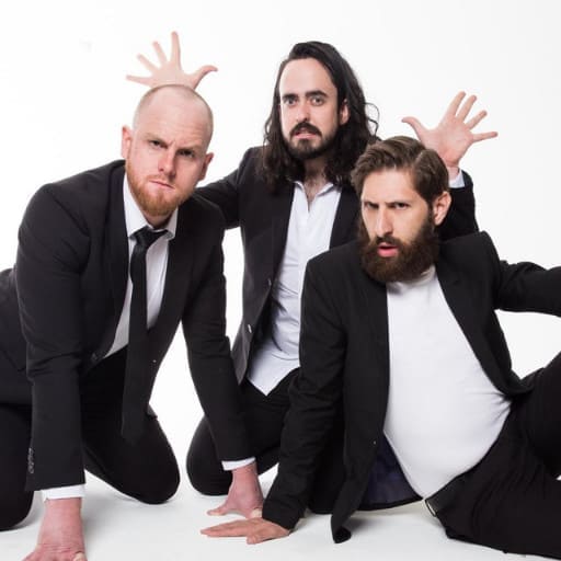 Aunty Donna in Richmond