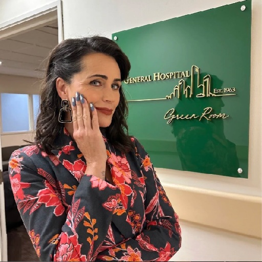 Rena Sofer in Richmond